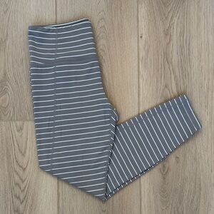 Athleta Salutation Stash Pocket Capri Leggings w/ Gray + White Stripes